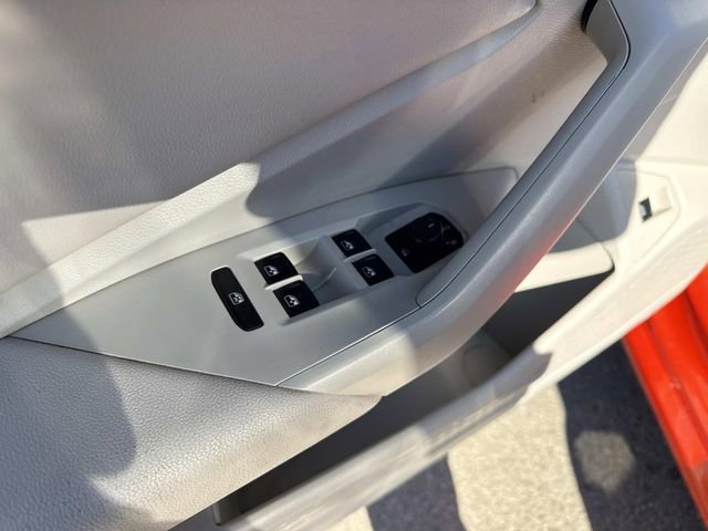 Used 2019 Volkswagen Jetta S image 10