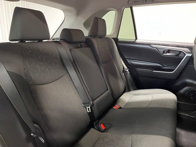 Used 2019 Toyota RAV4 XLE w/ Convenience Package AWD/4WD image 13