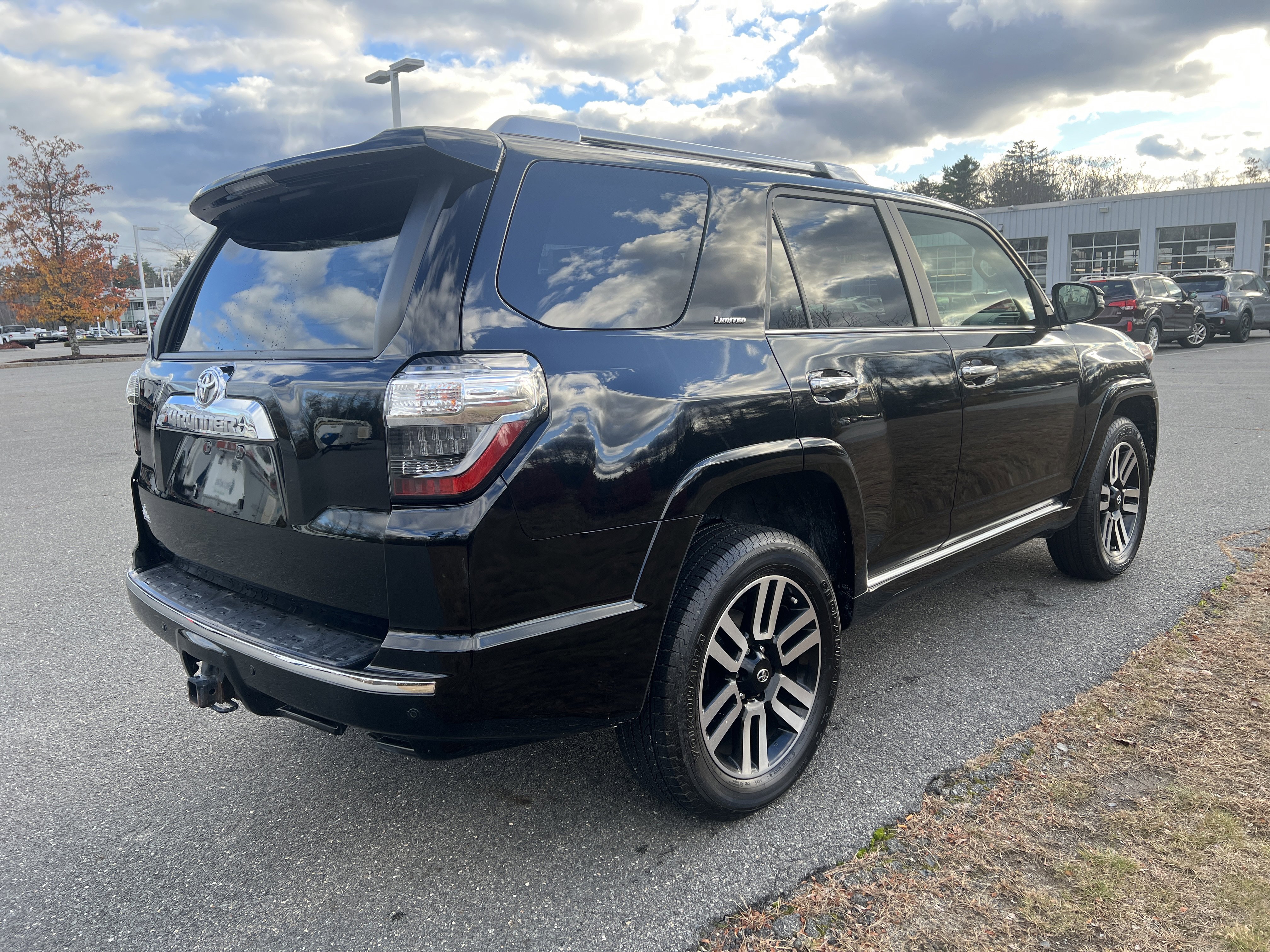 Used 2023 Toyota 4Runner Limited image 5