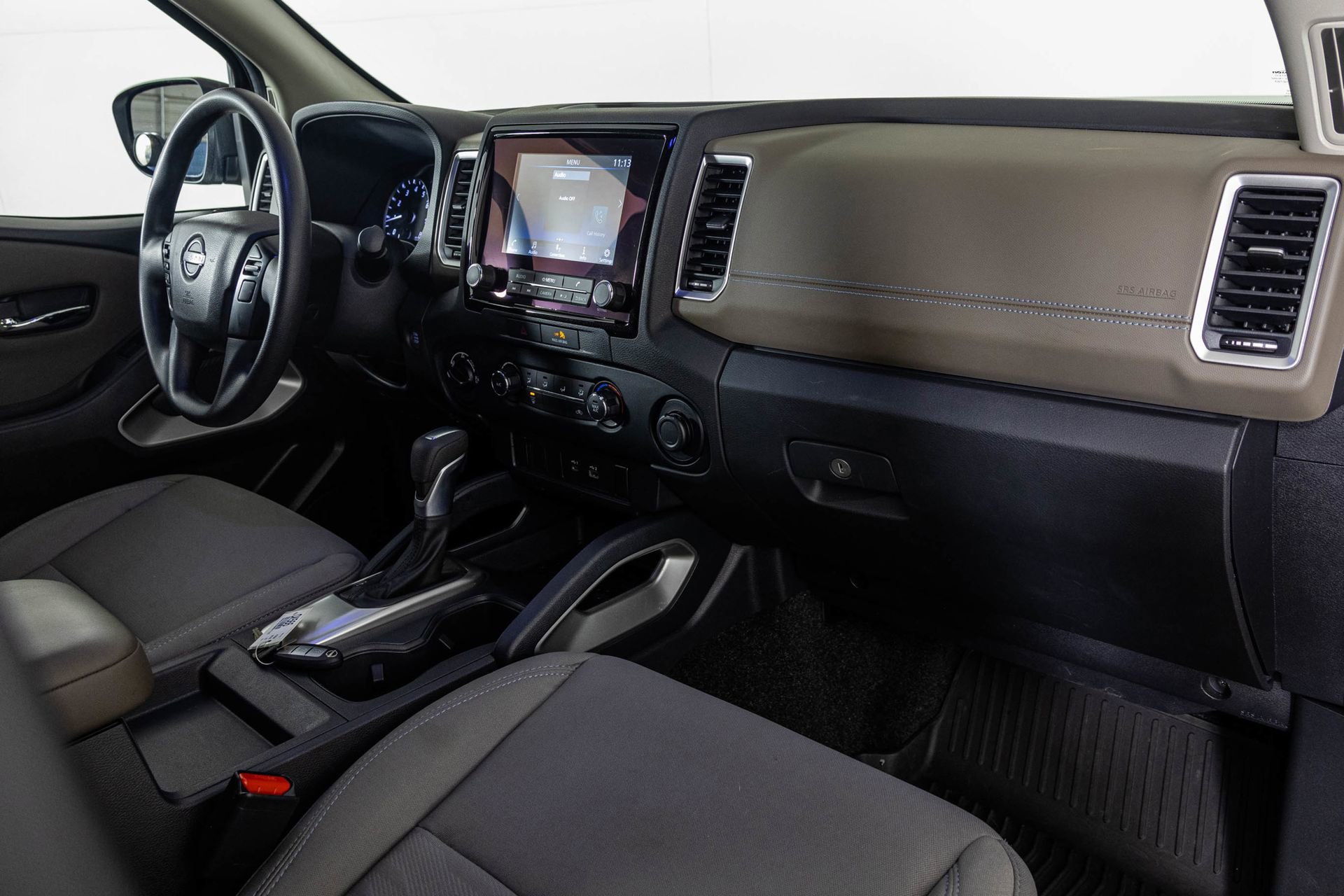 Used 2022 Nissan Frontier SV image 44