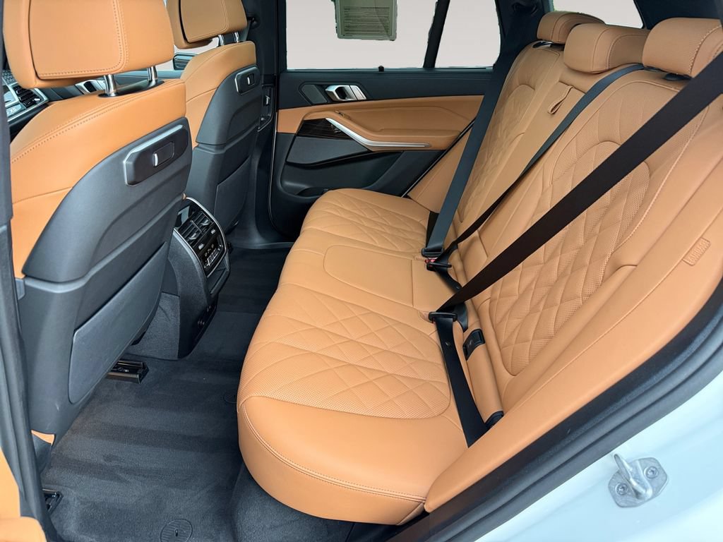 Certified 2026 BMW X5 xDrive40i AWD/4WD image 13