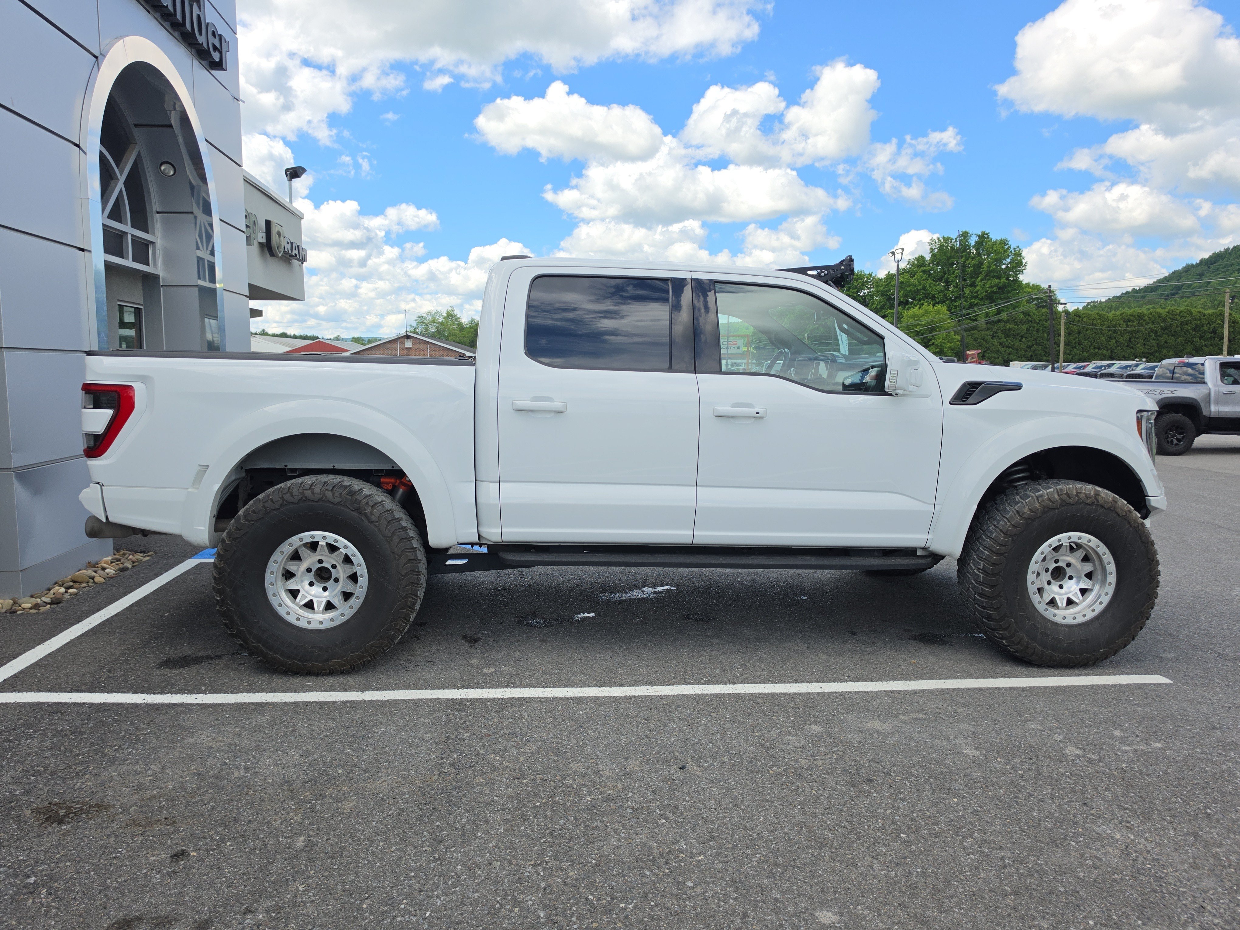 Used 2022 Ford F150 Raptor w/ Equipment Group 801A High AWD/4WD image 2
