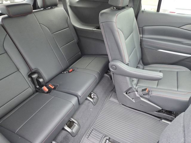 New 2026 Chevrolet Traverse Z71 w/ Enhanced Driving Package AWD/4WD image 30