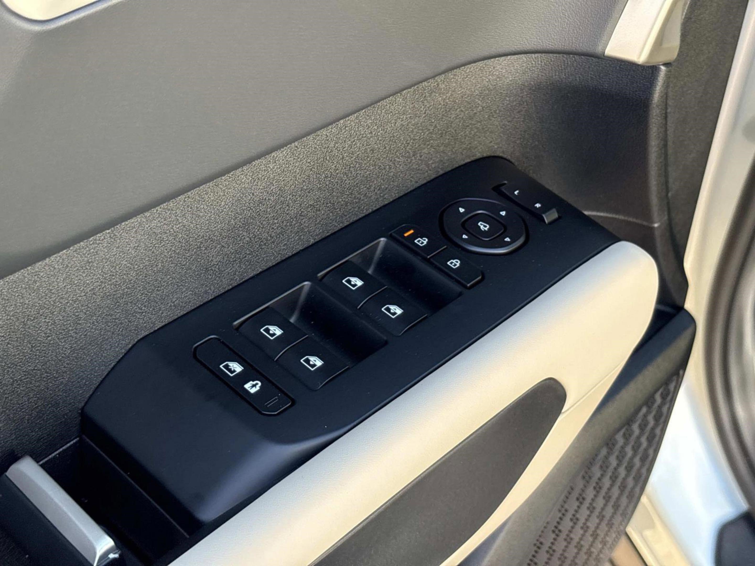 New 2027 Kia Telluride EX image 23