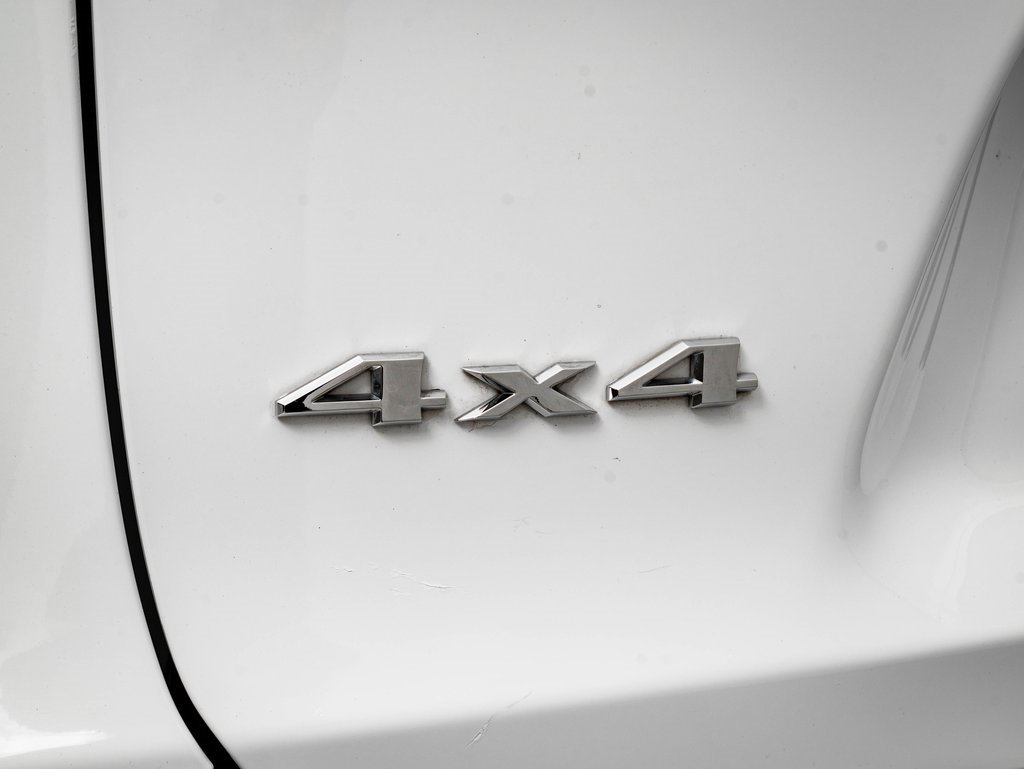 Used 2019 Jeep Cherokee Limited image 18