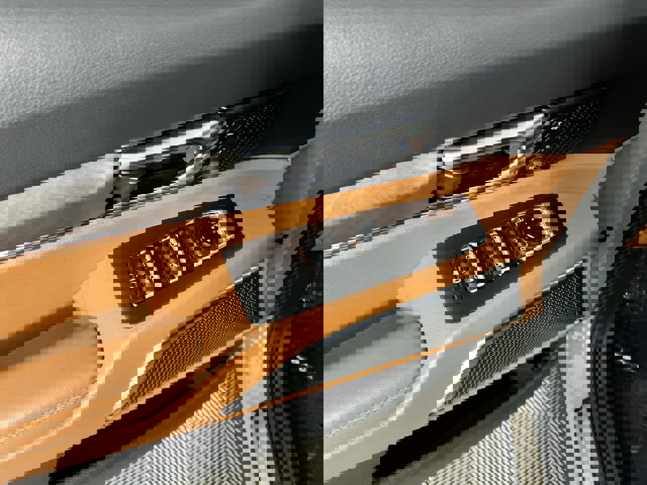 Certified 2024 Kia Telluride SX Prestige X-Pro image 14