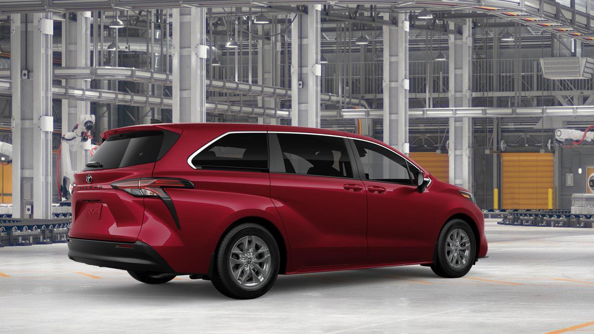 New 2026 Toyota Sienna LE image 12