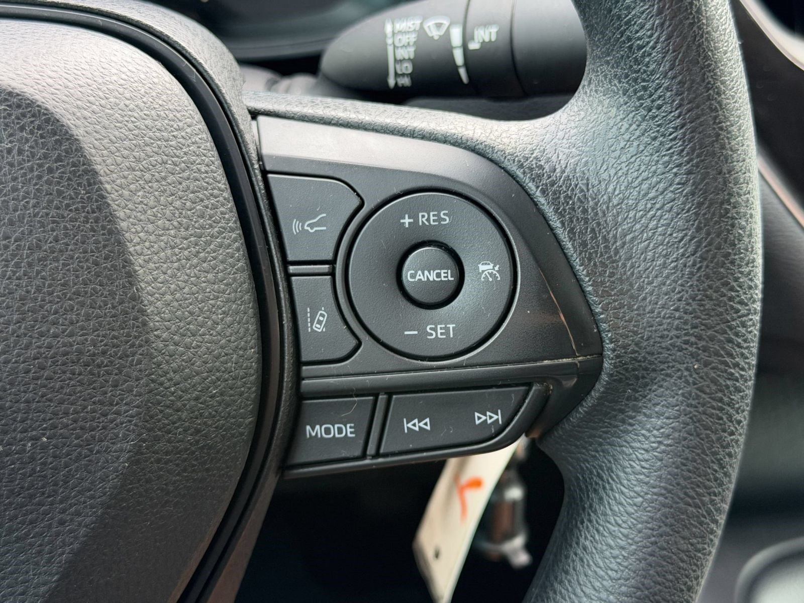 Certified 2022 Toyota Corolla LE FWD image 18