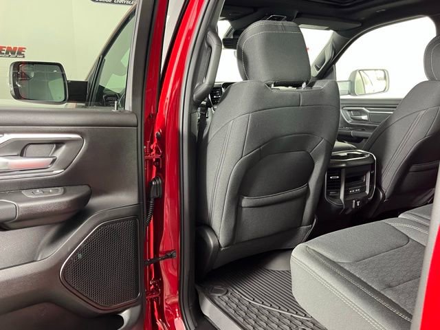 New 2026 RAM 1500 4x4 Crew Cab image 27
