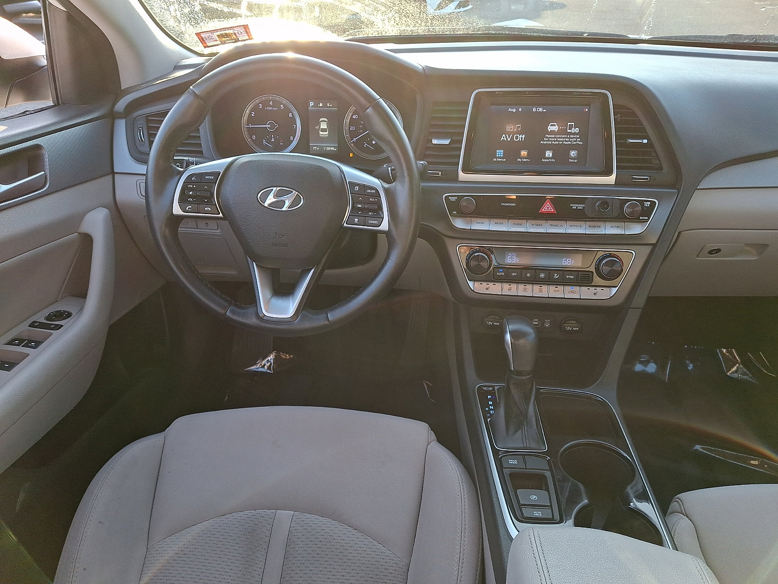 Used 2019 Hyundai Sonata SEL w/ Tech Package 02 FWD image 12