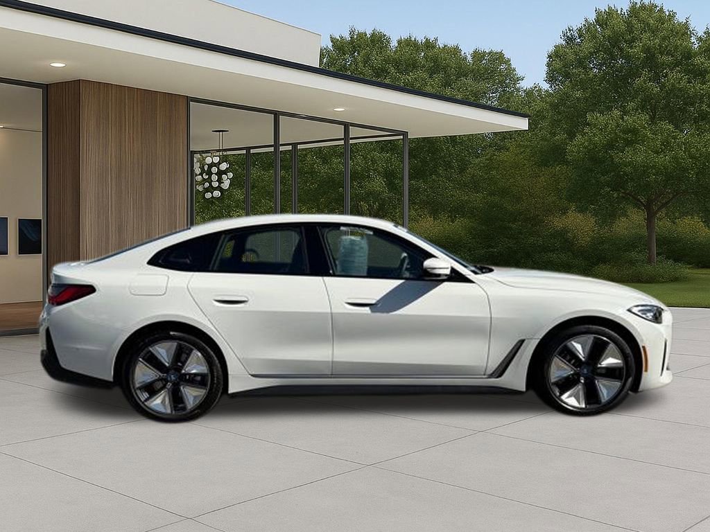 Used 2023 BMW i4 eDrive35 w/ Premium Package RWD image 7