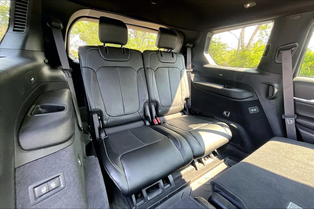 Used 2022 Jeep Grand Cherokee L Overland AWD/4WD image 38