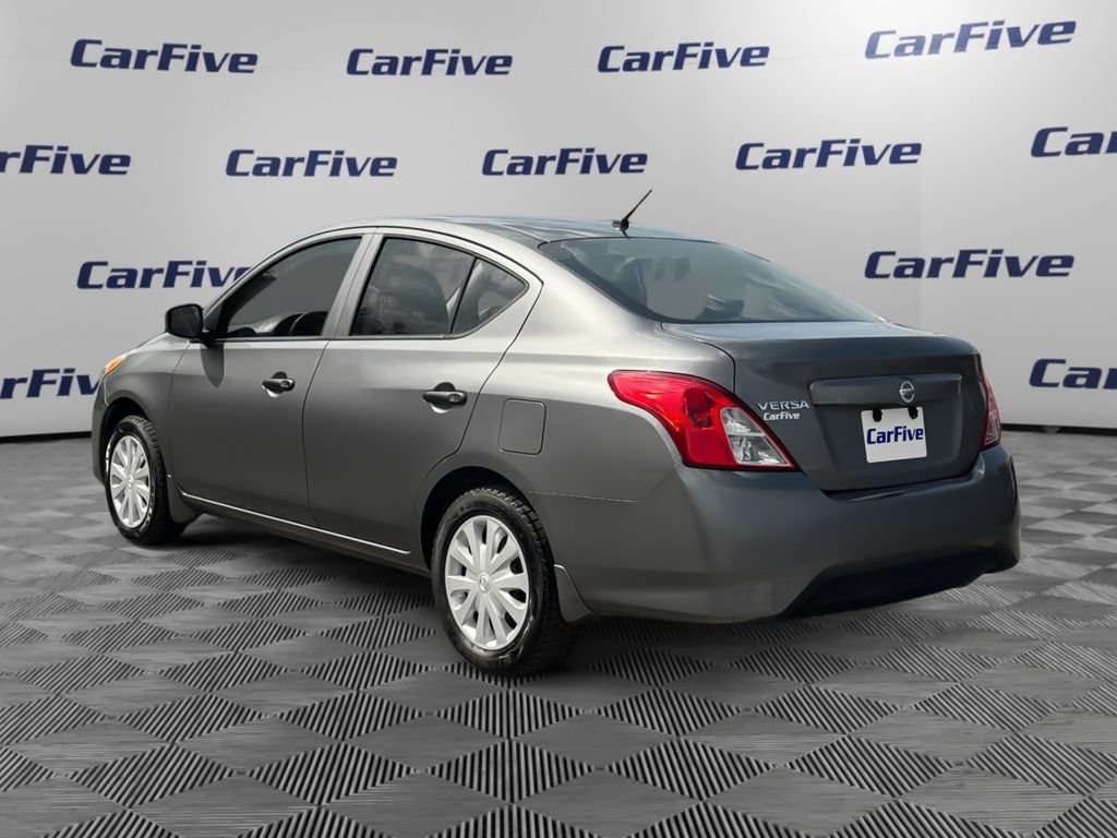 Used 2017 Nissan Versa S FWD image 3