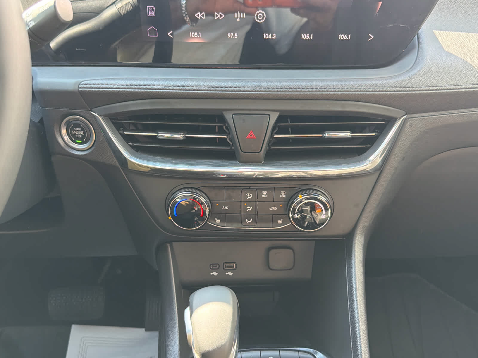 Used 2026 Buick Encore GX Preferred w/ Comfort Package FWD image 28