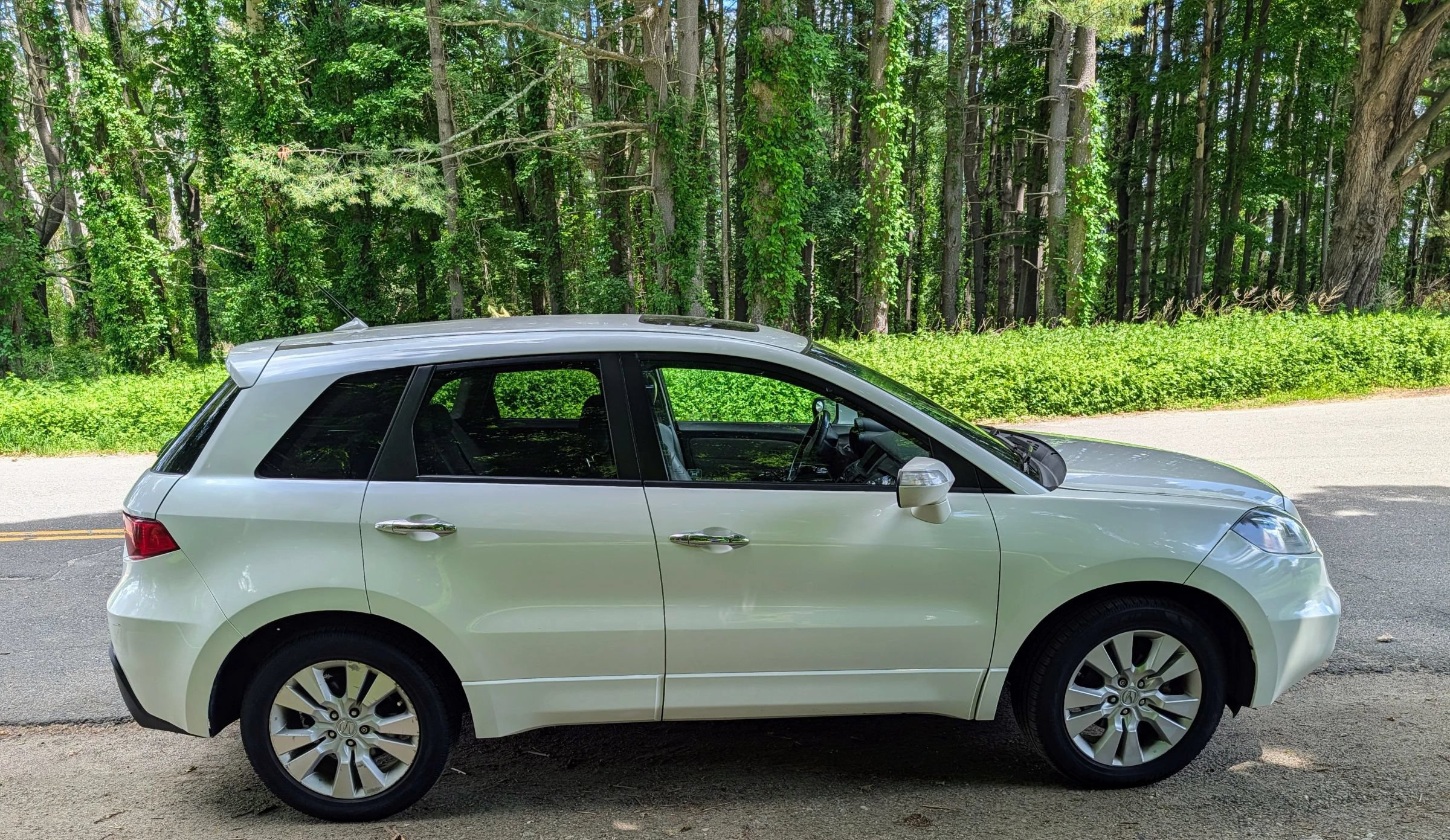 Used 2010 Acura RDX SH-AWD w/ Technology Package image 5