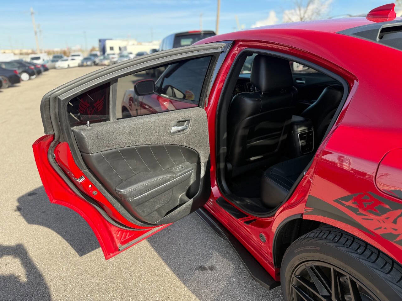 Used 2016 Dodge Charger SXT w/ AWD Plus Group image 19