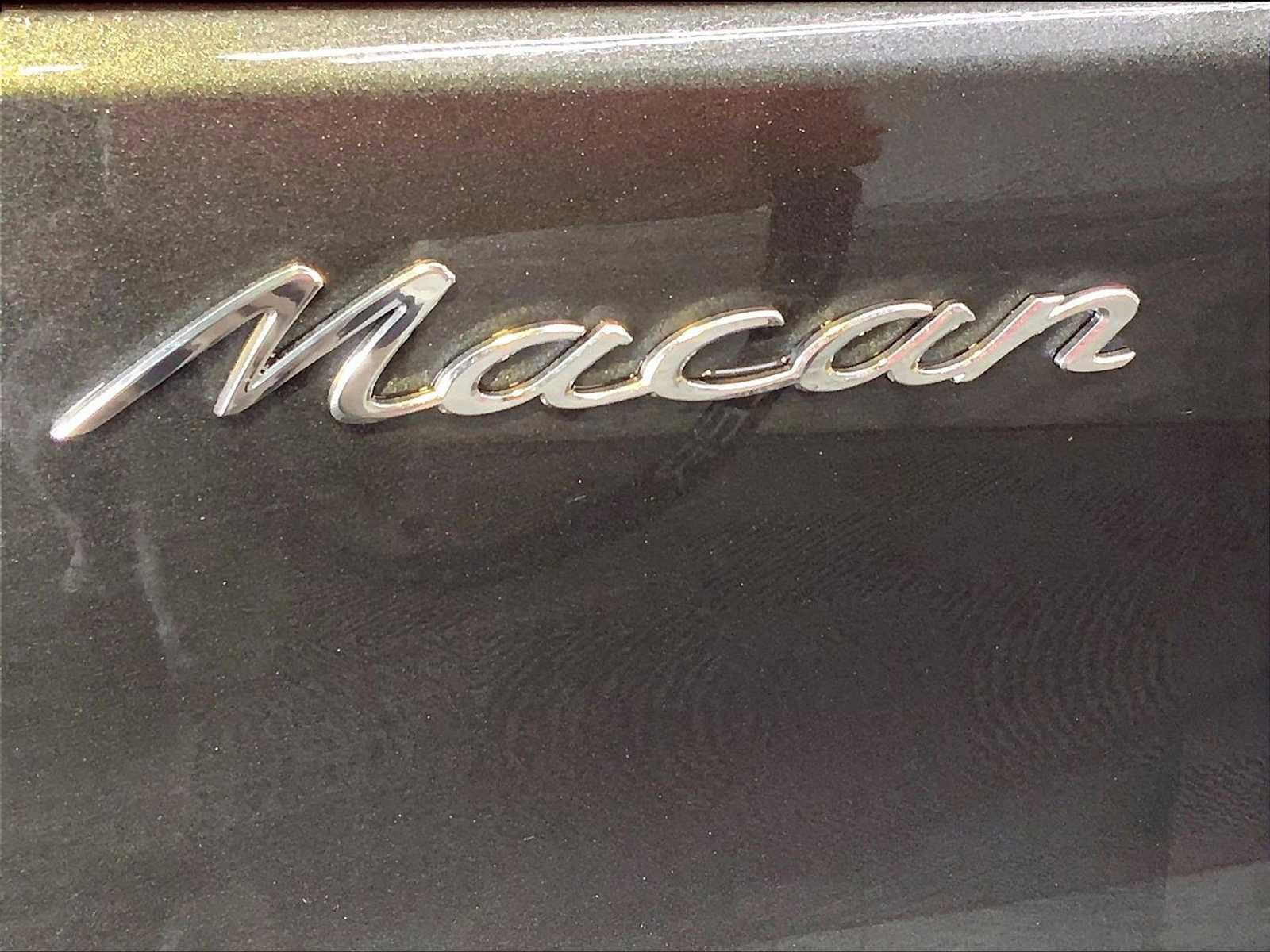 New 2026 Porsche Macan AWD/4WD image 19