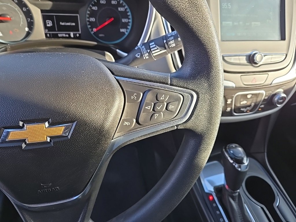 Used 2018 Chevrolet Equinox LT image 26