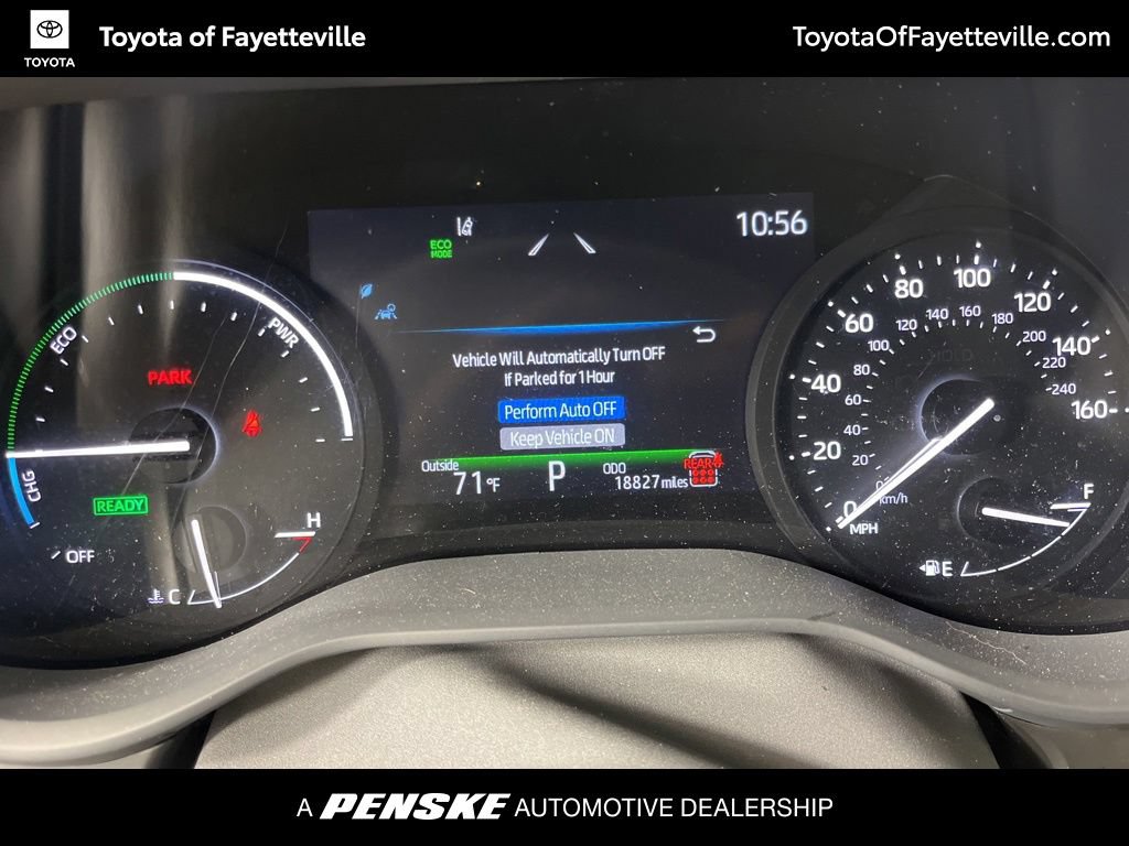 Certified 2025 Toyota Sienna XLE FWD image 38