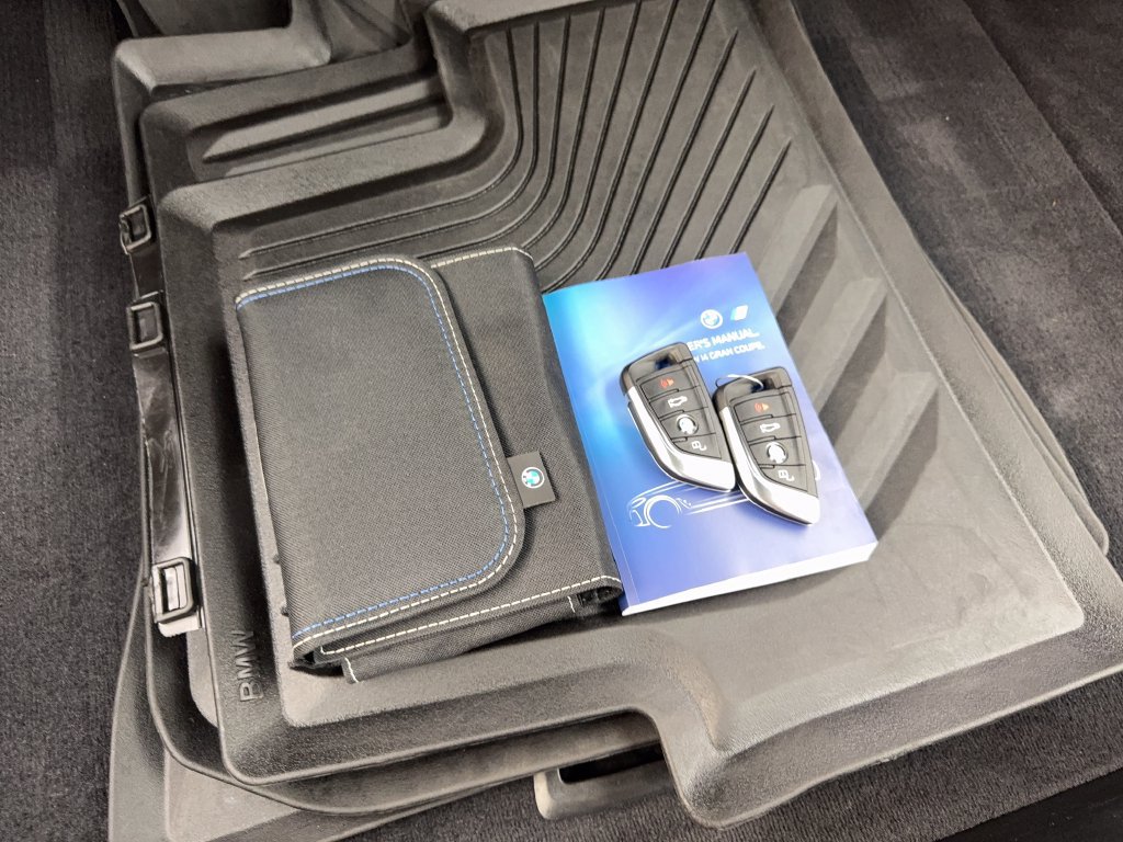 Used 2025 BMW i4 eDrive40 w/ Premium Package RWD image 84