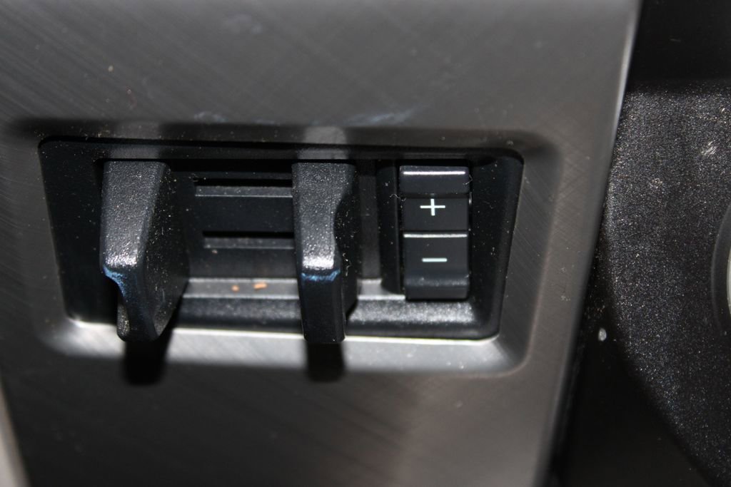 Used 2019 Ford F350 Limited w/ FX4 Off-Road Package image 33