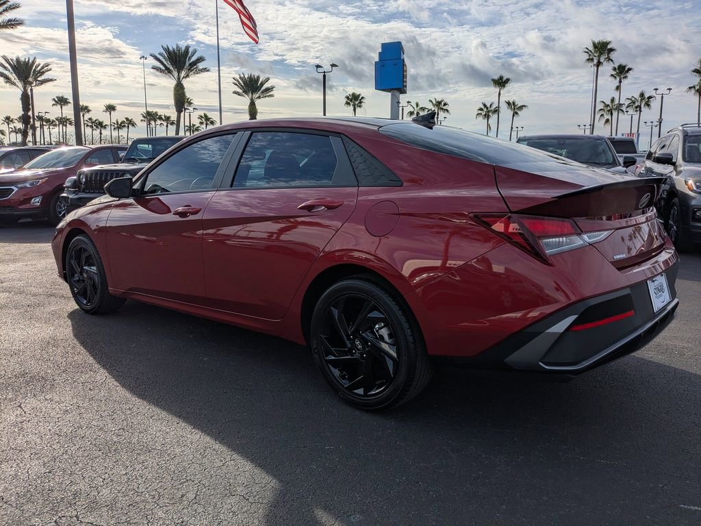 Used 2026 Hyundai Elantra Sport image 6