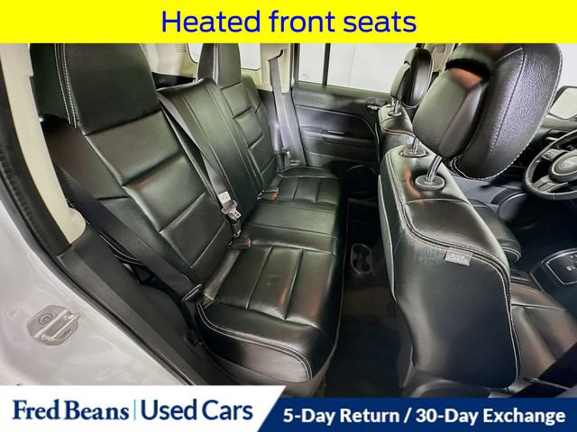 Used 2014 Jeep Patriot Latitude AWD/4WD image 27