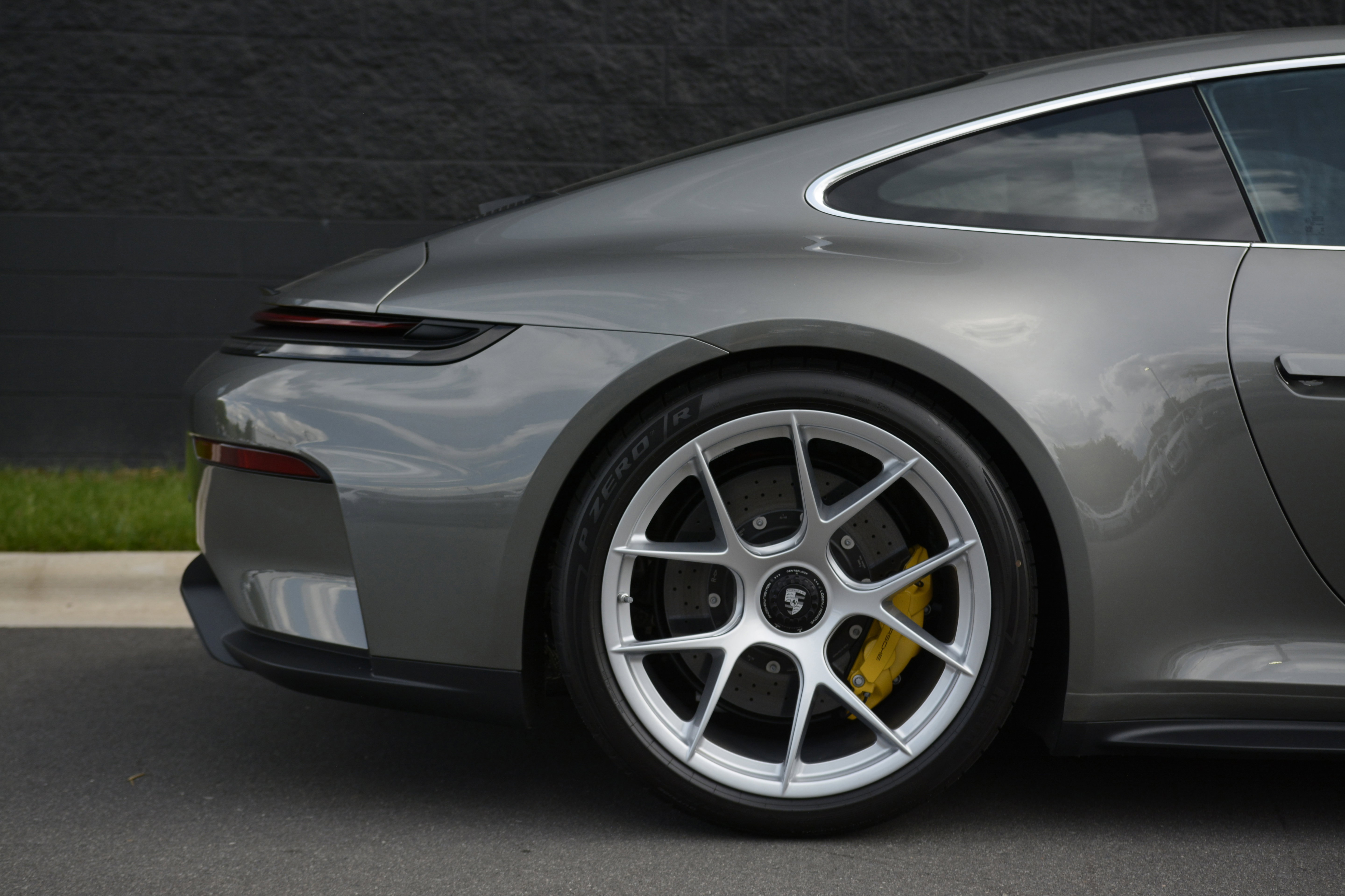 Certified 2026 Porsche 911 GT3 RWD image 33