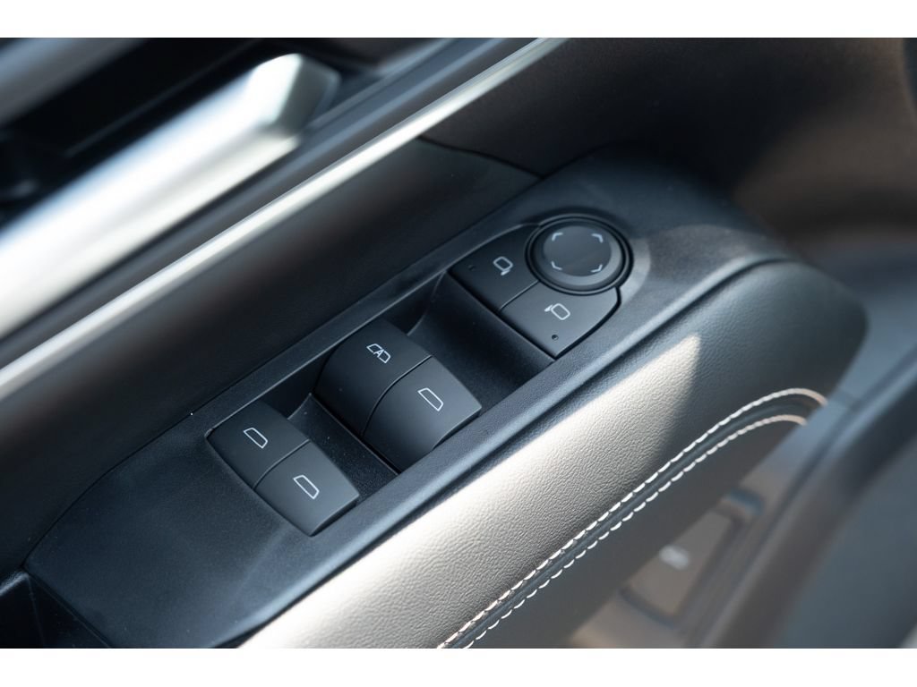 New 2027 GMC Terrain Elevation w/ Elevation Premium Package FWD image 14