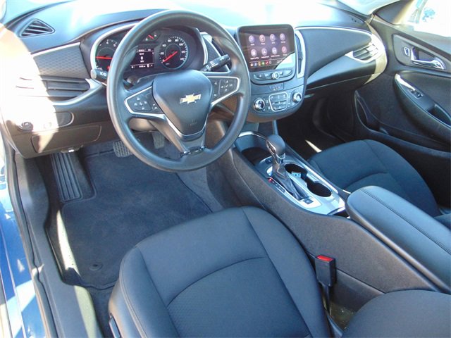 Used 2024 Chevrolet Malibu LT image 11