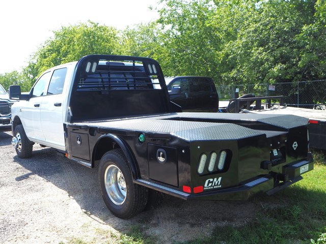 New 2025 RAM 3500 Tradesman w/ Chrome Appearance Group image 4