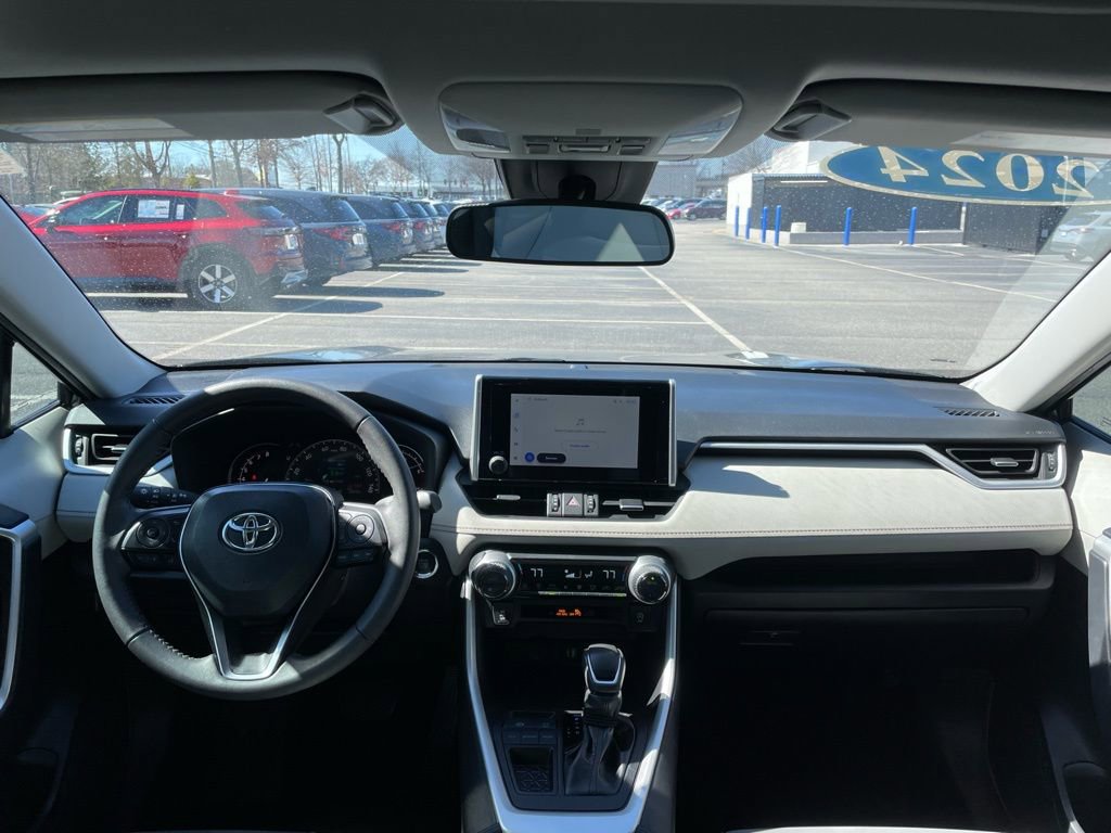 Used 2024 Toyota RAV4 XLE Premium image 10