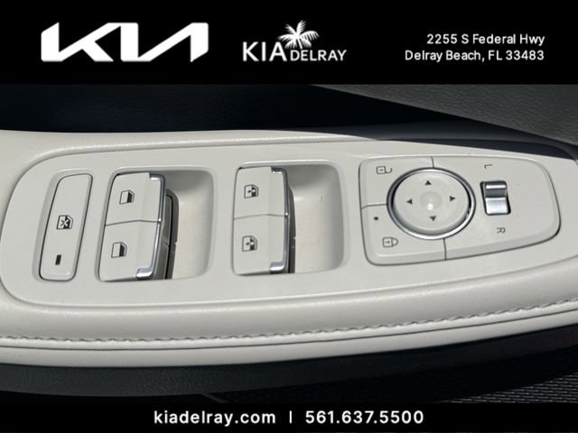 Used 2023 Hyundai Sonata Limited w/ Cargo Package FWD image 16