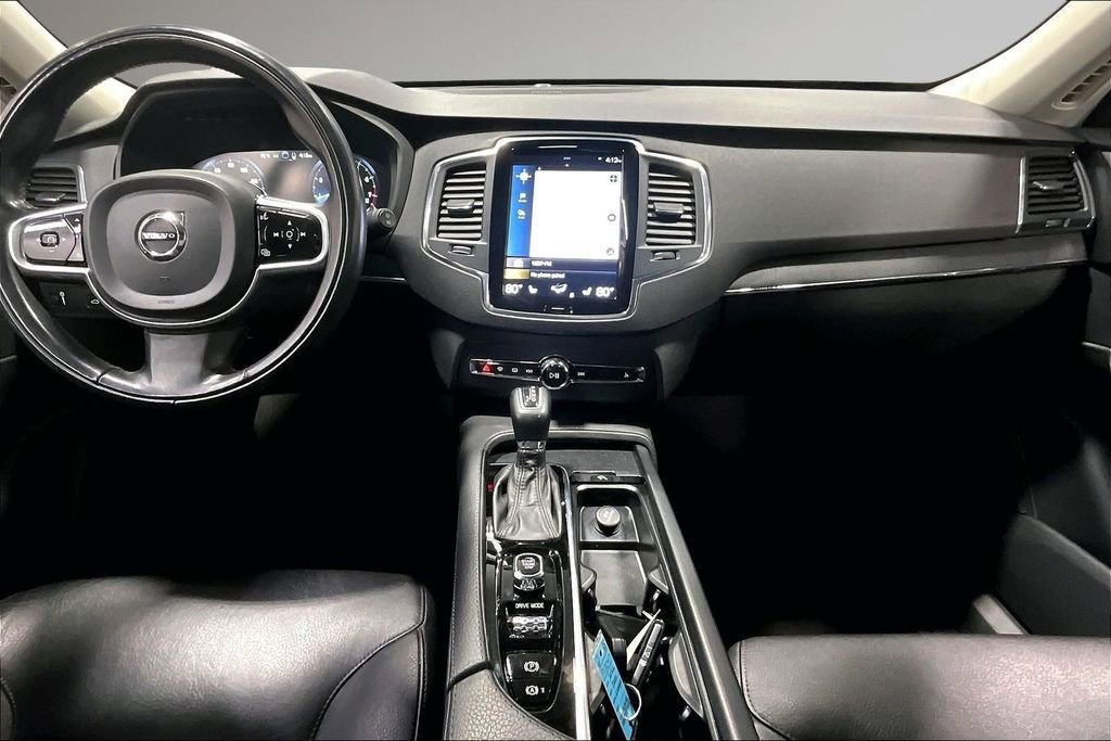 Used 2020 Volvo XC90 T6 Momentum AWD/4WD image 8