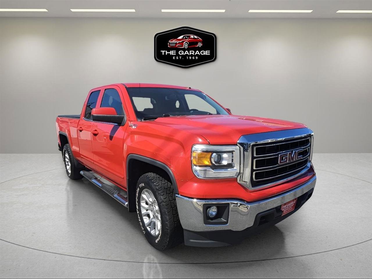 Used 2015 GMC Sierra 1500 SLE w/ SLE Value Package AWD/4WD image 7