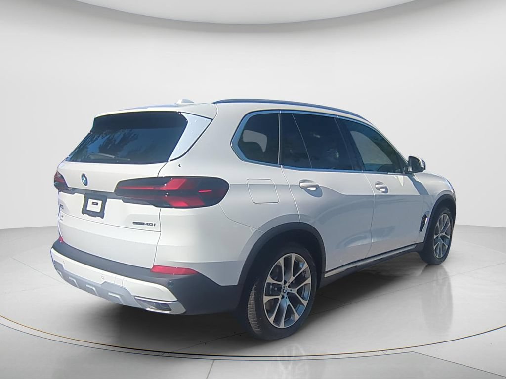 New 2026 BMW X5 sDrive40i w/ Premium Package RWD image 5