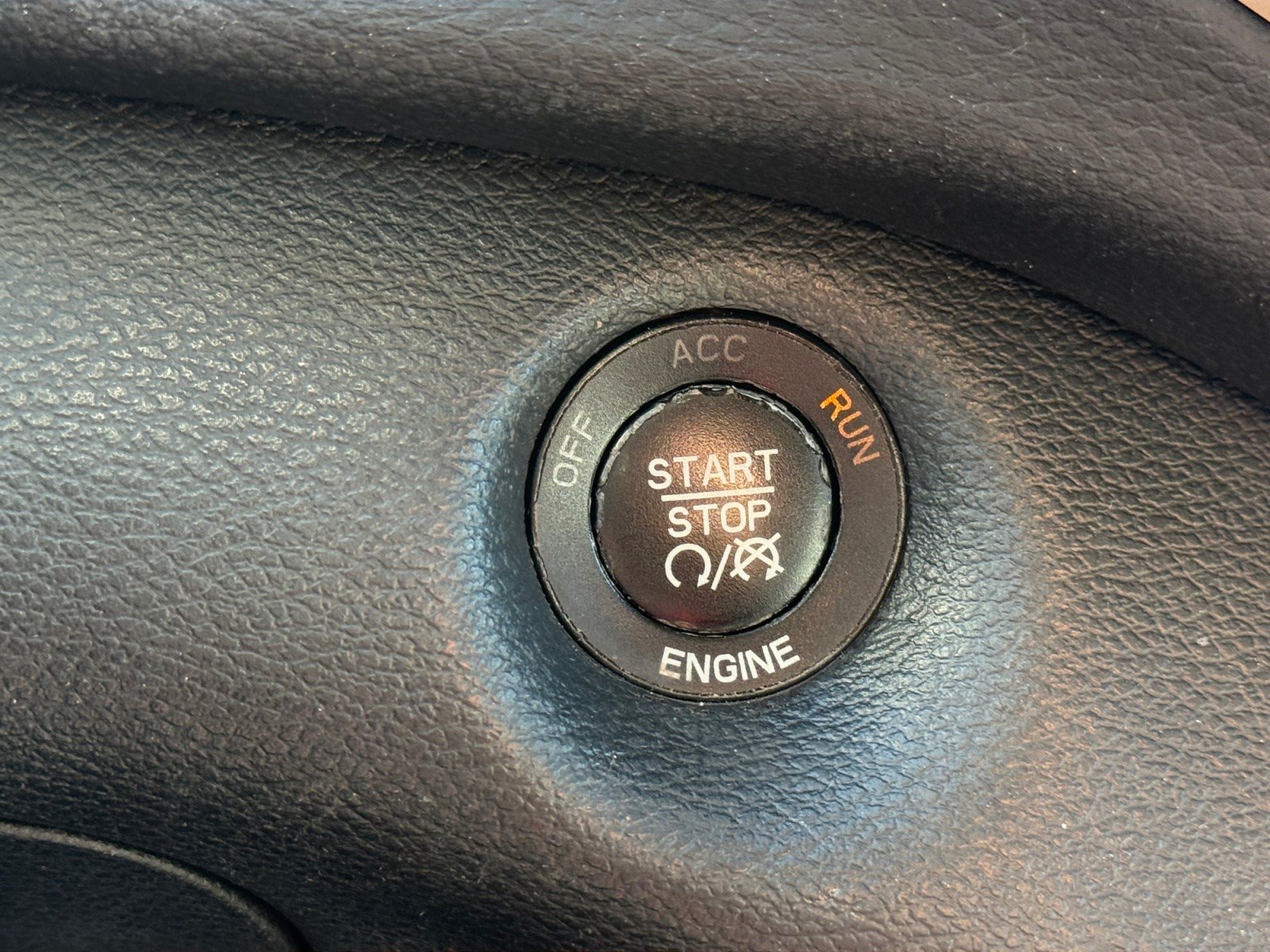 Used 2016 Jeep Cherokee Limited AWD/4WD image 28