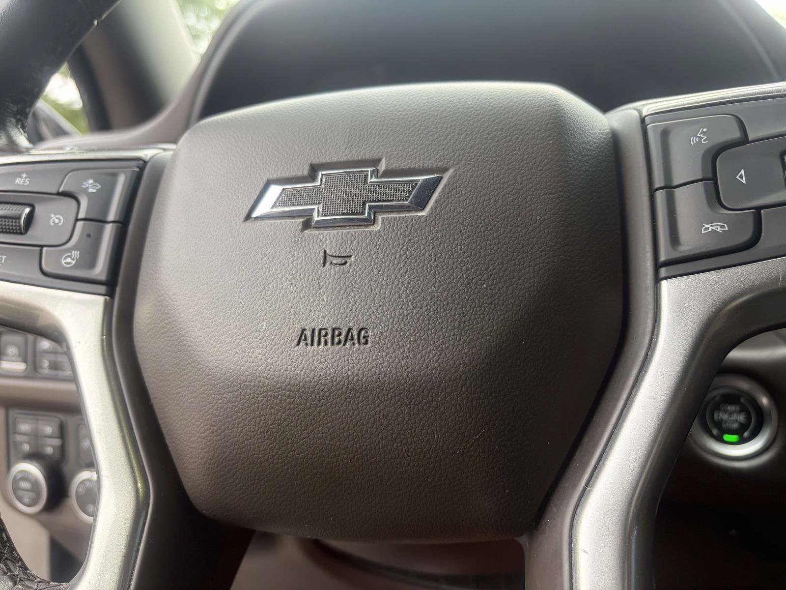 Used 2021 Chevrolet Tahoe Z71 w/ Z71 Off-Road Package AWD/4WD image 18