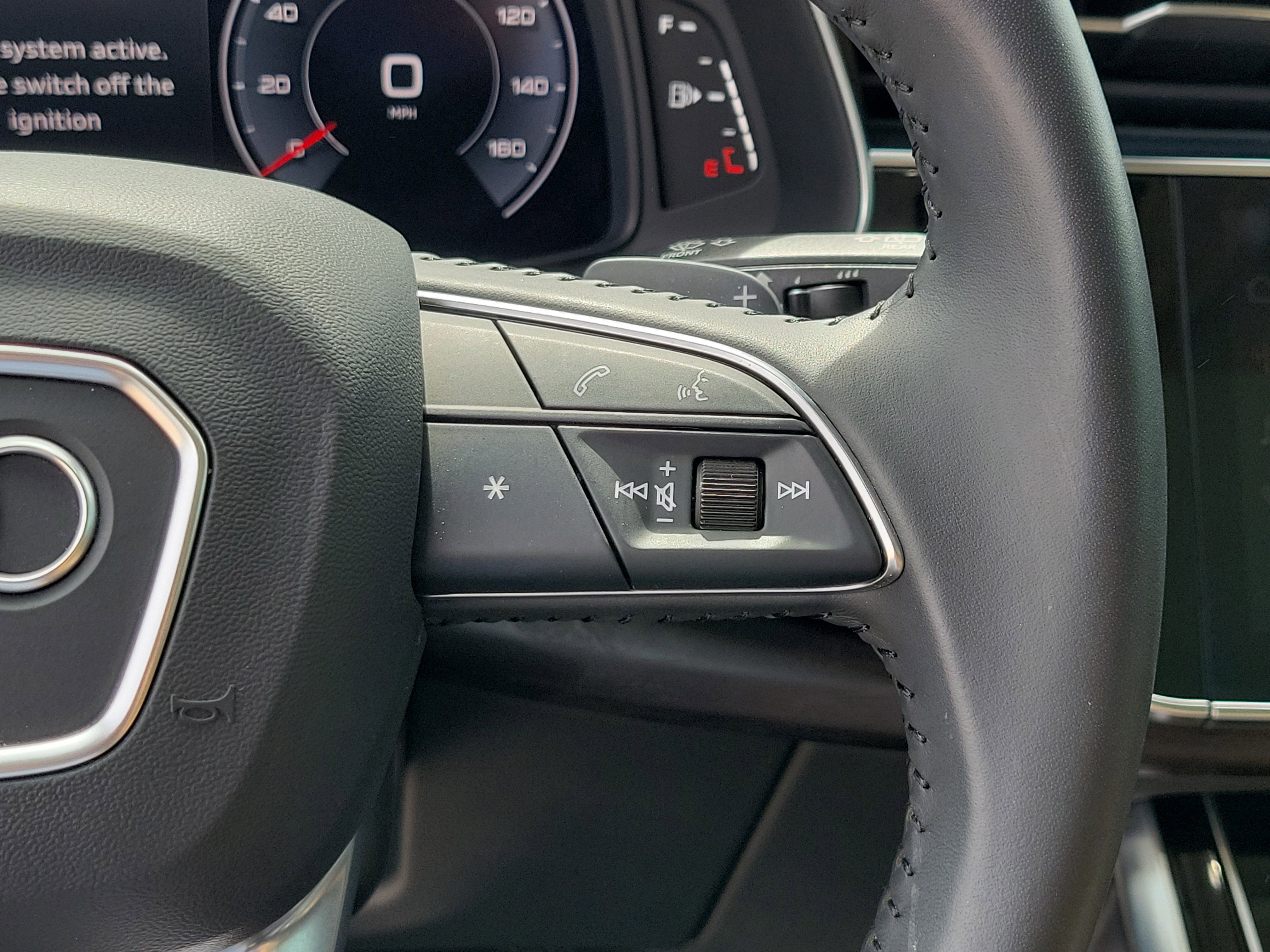 Used 2020 Audi Q7 3.0T Premium Plus image 24