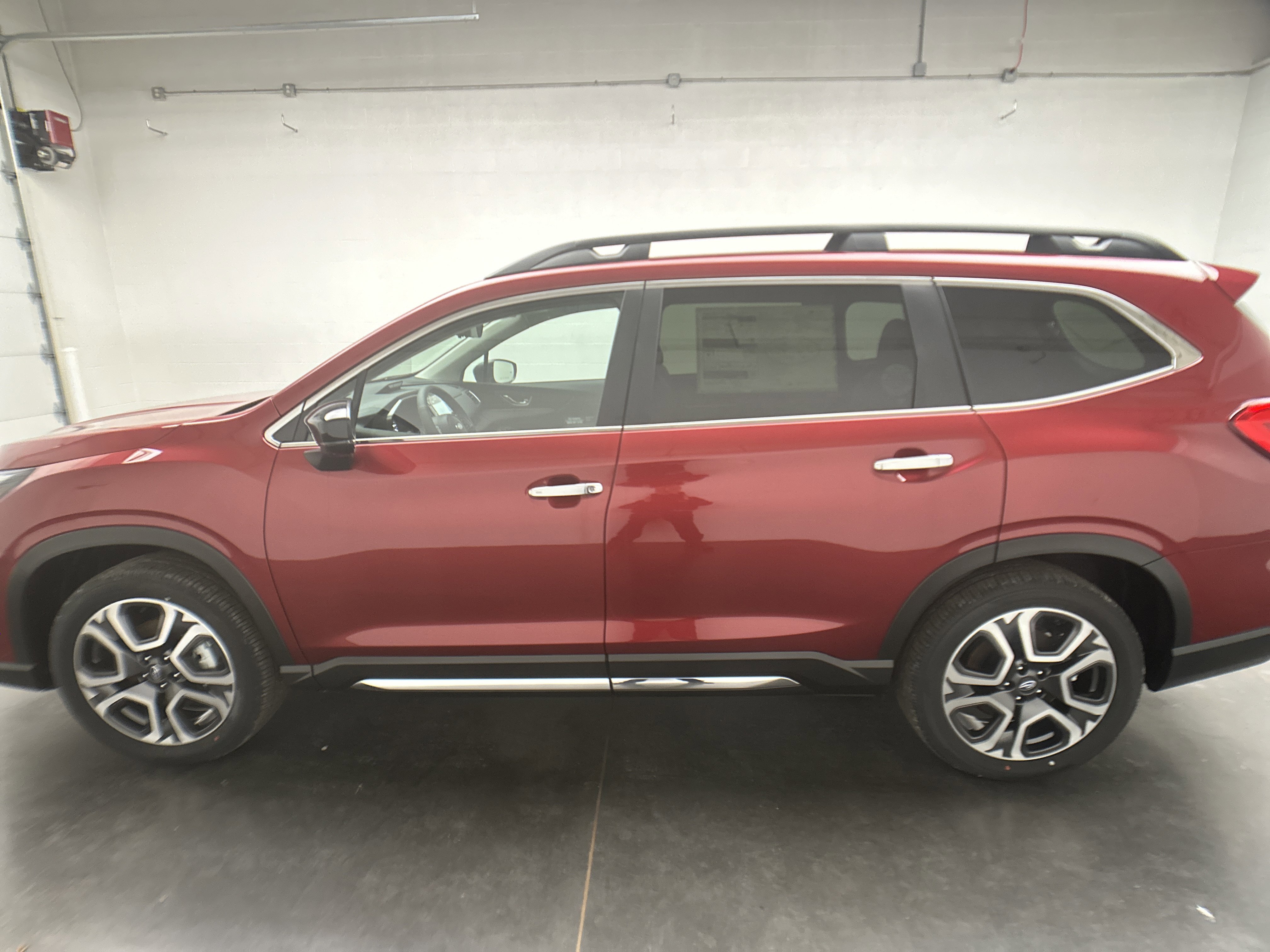 New 2025 Subaru Ascent Touring w/ Popular Package #2 image 6