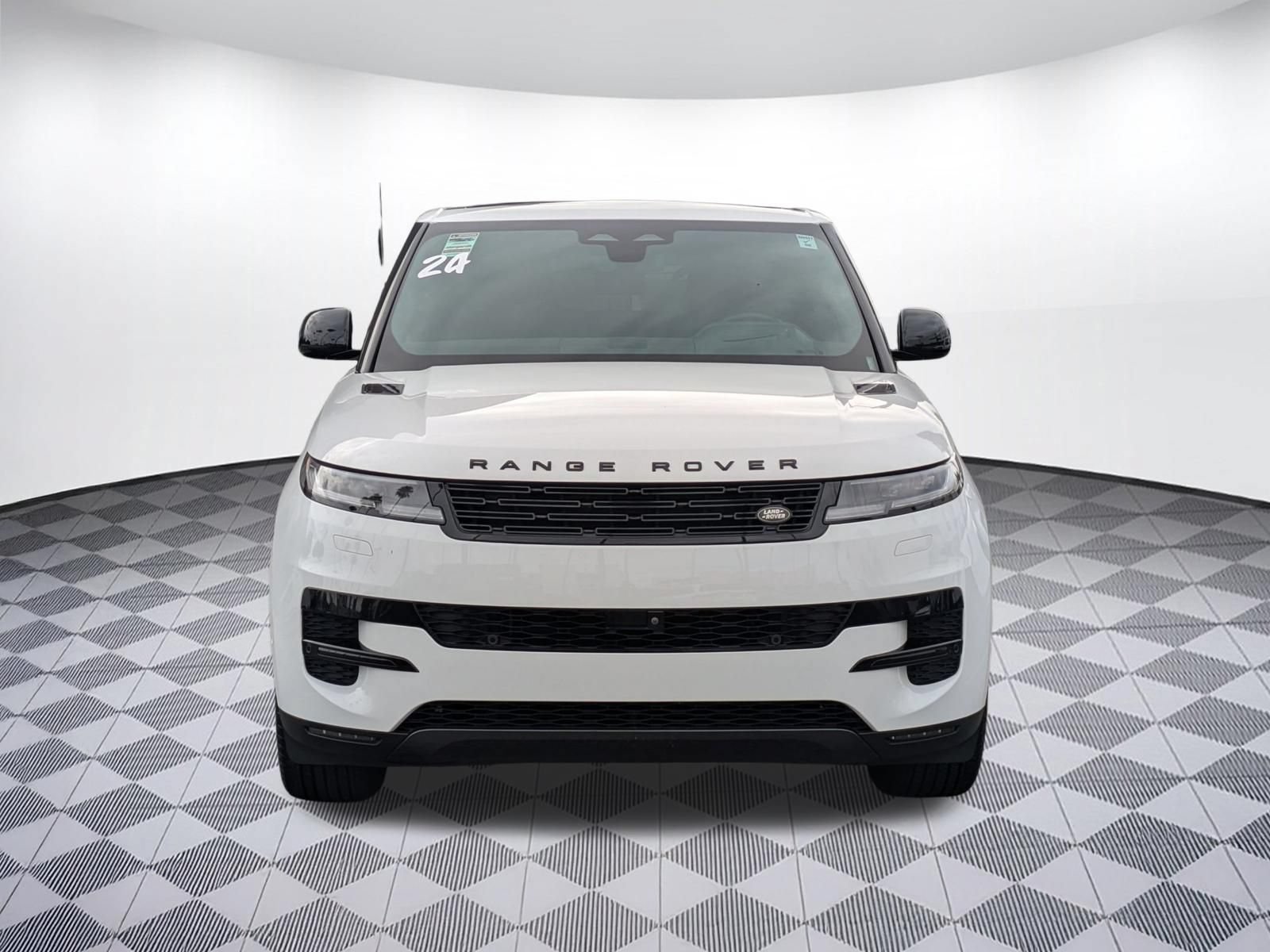 Used 2024 Land Rover Range Rover Sport SE AWD/4WD image 8