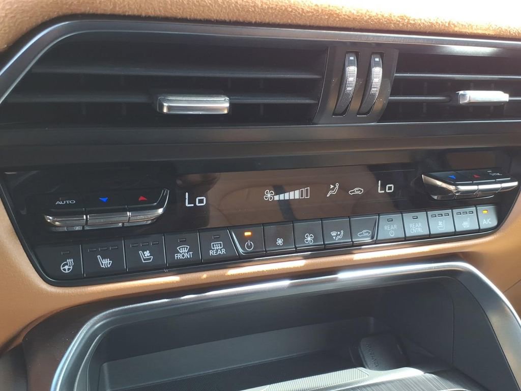 Used 2025 MAZDA CX-70 3.3 Turbo S w/ Premium Plus image 12