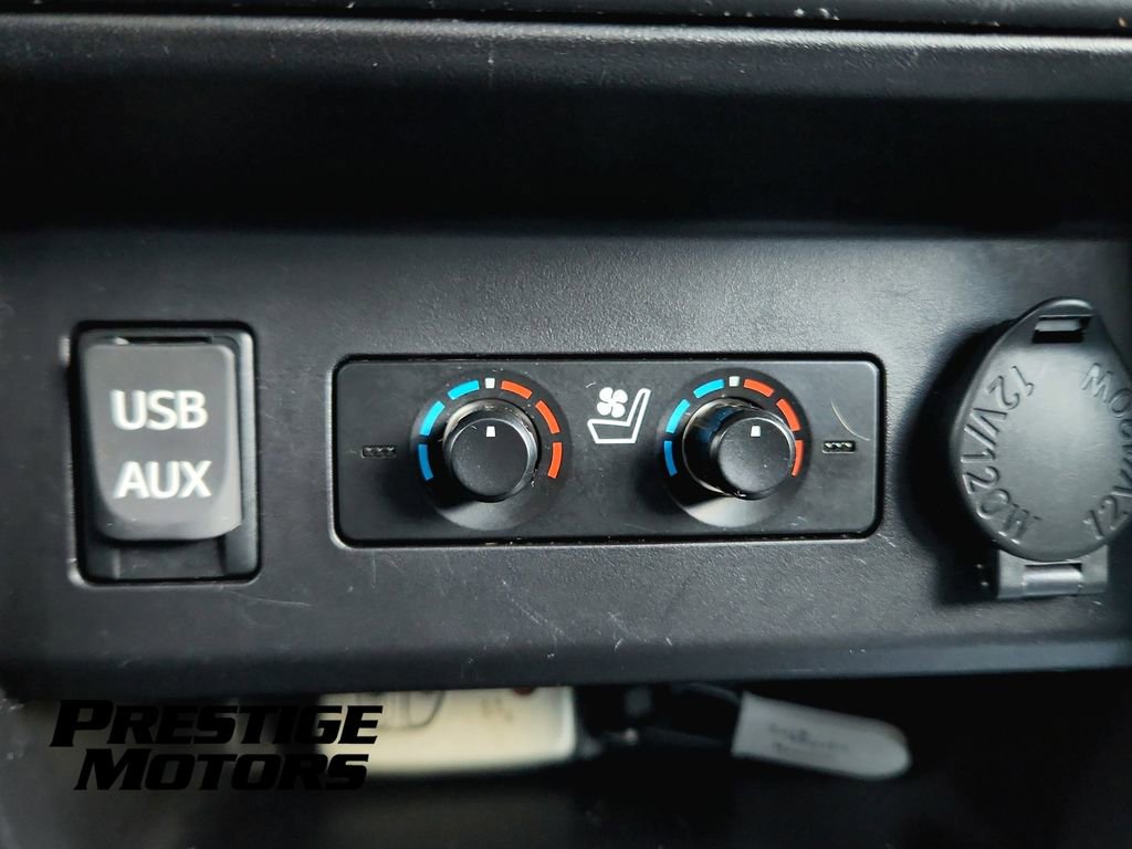 Used 2018 Toyota 4Runner Limited AWD/4WD image 12