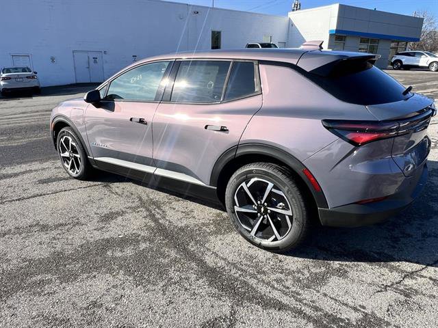 New 2026 Chevrolet Equinox EV LT image 3