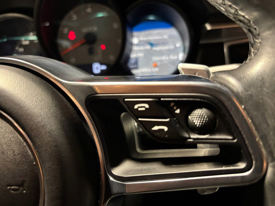 Used 2018 Porsche Macan GTS image 20