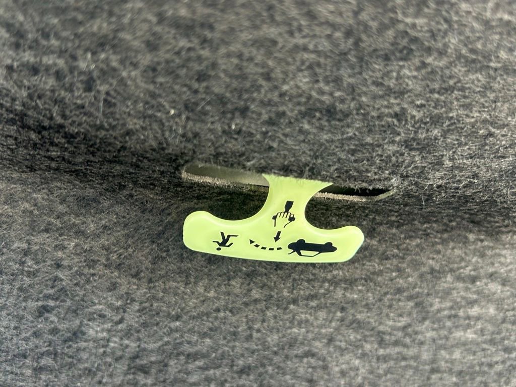 Used 2023 Toyota Camry LE image 39