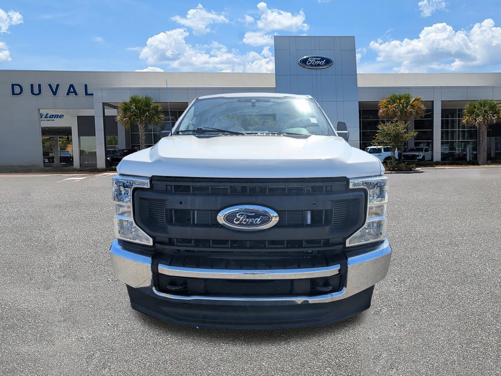 Used 2022 Ford F350 XL w/ Power Equipment Group image 9