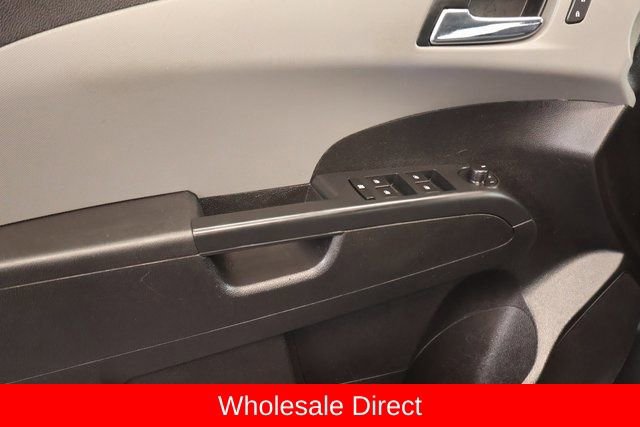 Used 2015 Chevrolet Sonic LT FWD image 9