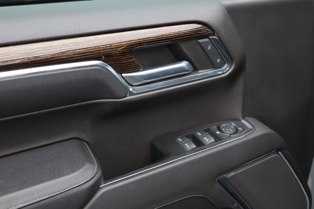 Used 2023 GMC Sierra 1500 Elevation image 18