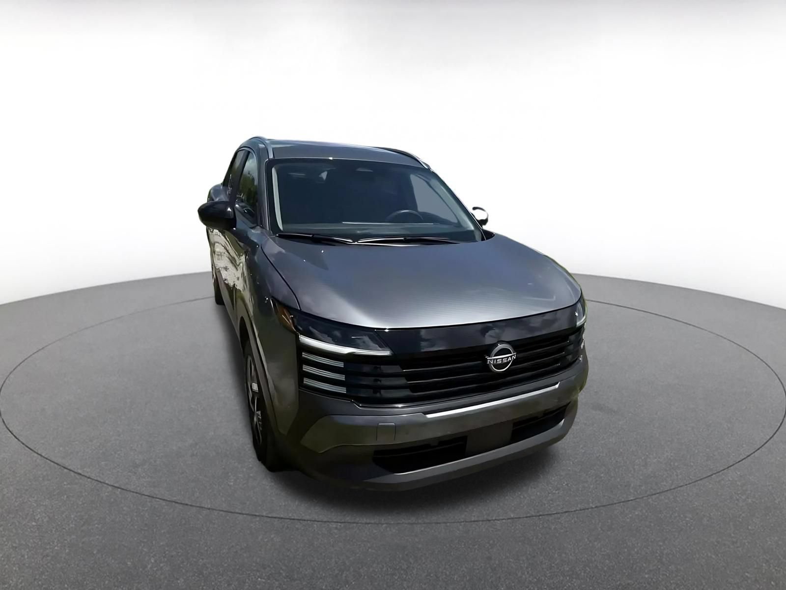 Used 2026 Nissan Kicks SV FWD image 3